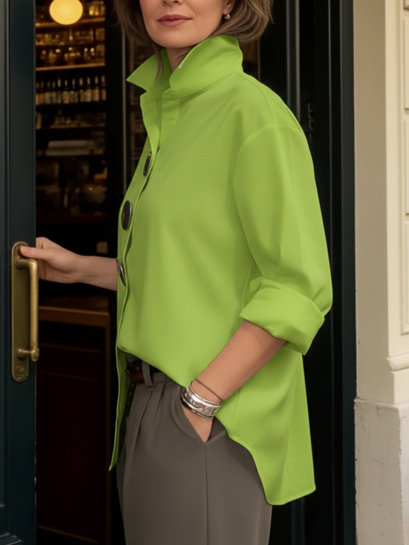 Rosaline | Blouse à col montant avec boutons décoratifs
