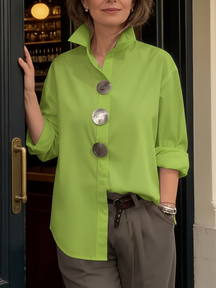 Rosaline | Blouse à col montant avec boutons décoratifs